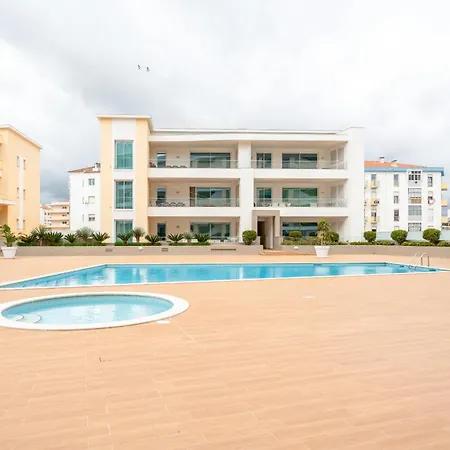 Adega Luxury | Marina, Centro & Piscina *
